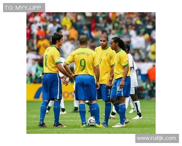 足球明星温情瞬间大集合感受他们的友谊与激情拥抱视频精彩回顾 足球明星温情瞬间大集合感受他们的友谊与激情拥抱视频精彩回顾