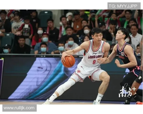 2018新赛季新疆队对阵广州队精彩对决回顾与分析 2018新赛季新疆队对阵广州队精彩对决回顾与分析